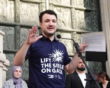 US Immigration Judge Directs Removal of Pro-Palestinian Leader Due to Inaccurate Information on Residency Application