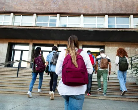 As Teen Boys Move Right, the Rise of the 'New Chill Girl' Trend Becomes Visible