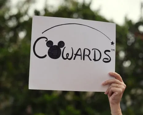 Numerous Demonstrate Near Mickey Mouse Company Headquarters Concerning ‘Un-American’ Kimmel Cancellation